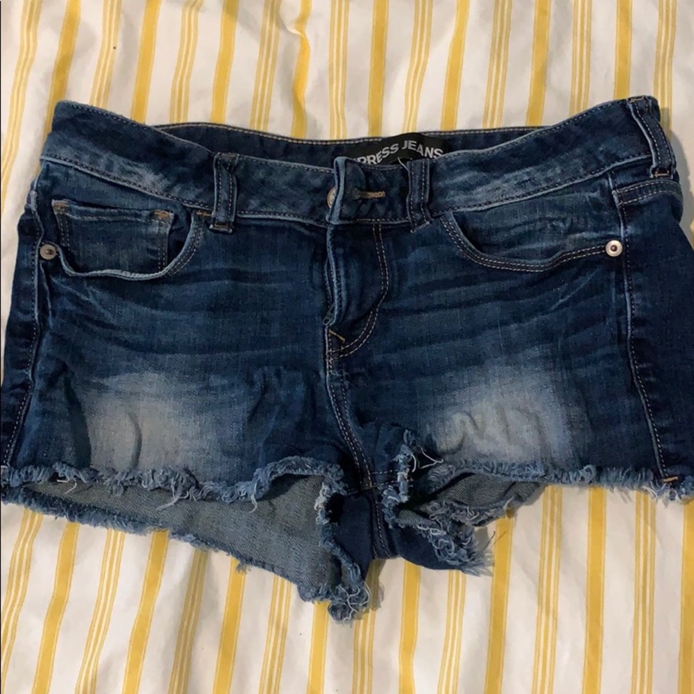 Express size 4 cut off jeans